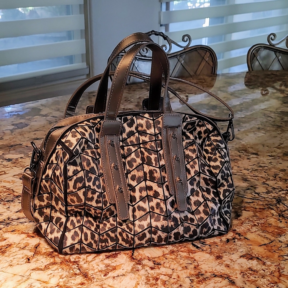 Chic Patrizia Luca Animal Print Handbag